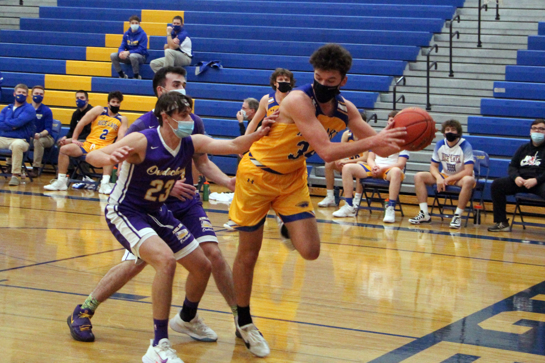 Rice Lake boys basketball vs. Ashland 12-30-20
